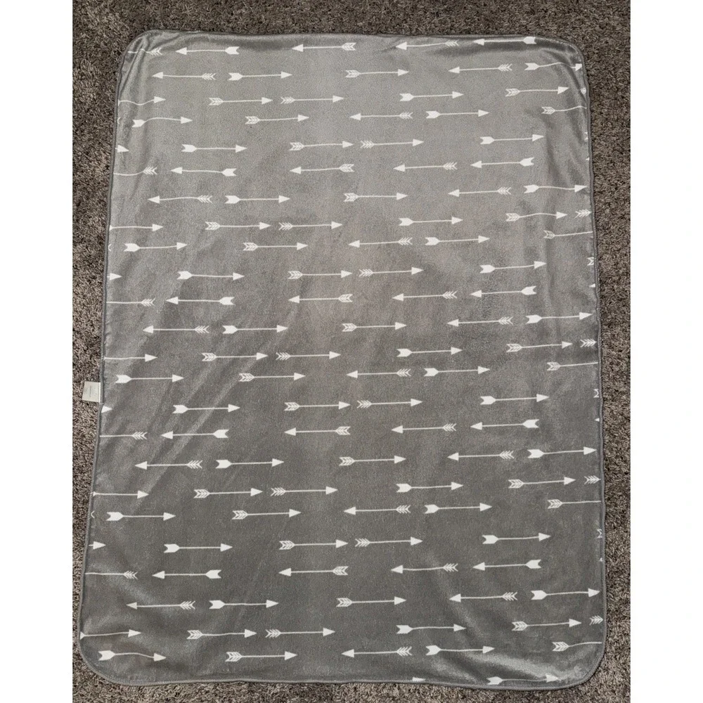 Cloud‎ Island Target Gray White Arrows/Sherpa Baby Blanket